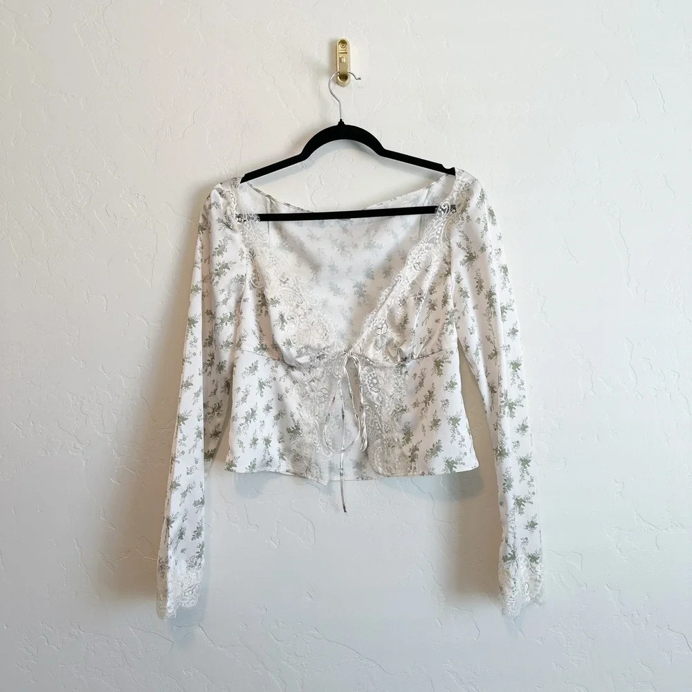 House of CB | Clarissa Garden Print Lace Trim Tie Front Top‎ in Ivory & Green